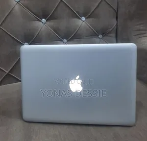 Laptop Apple MacBook Pro 2011 8GB Intel Core I5 HDD 640GB