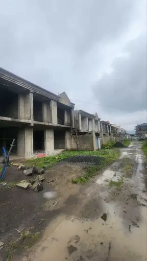 6bdrm House in Rosseta Real State, Oromia-Finfinne for sale