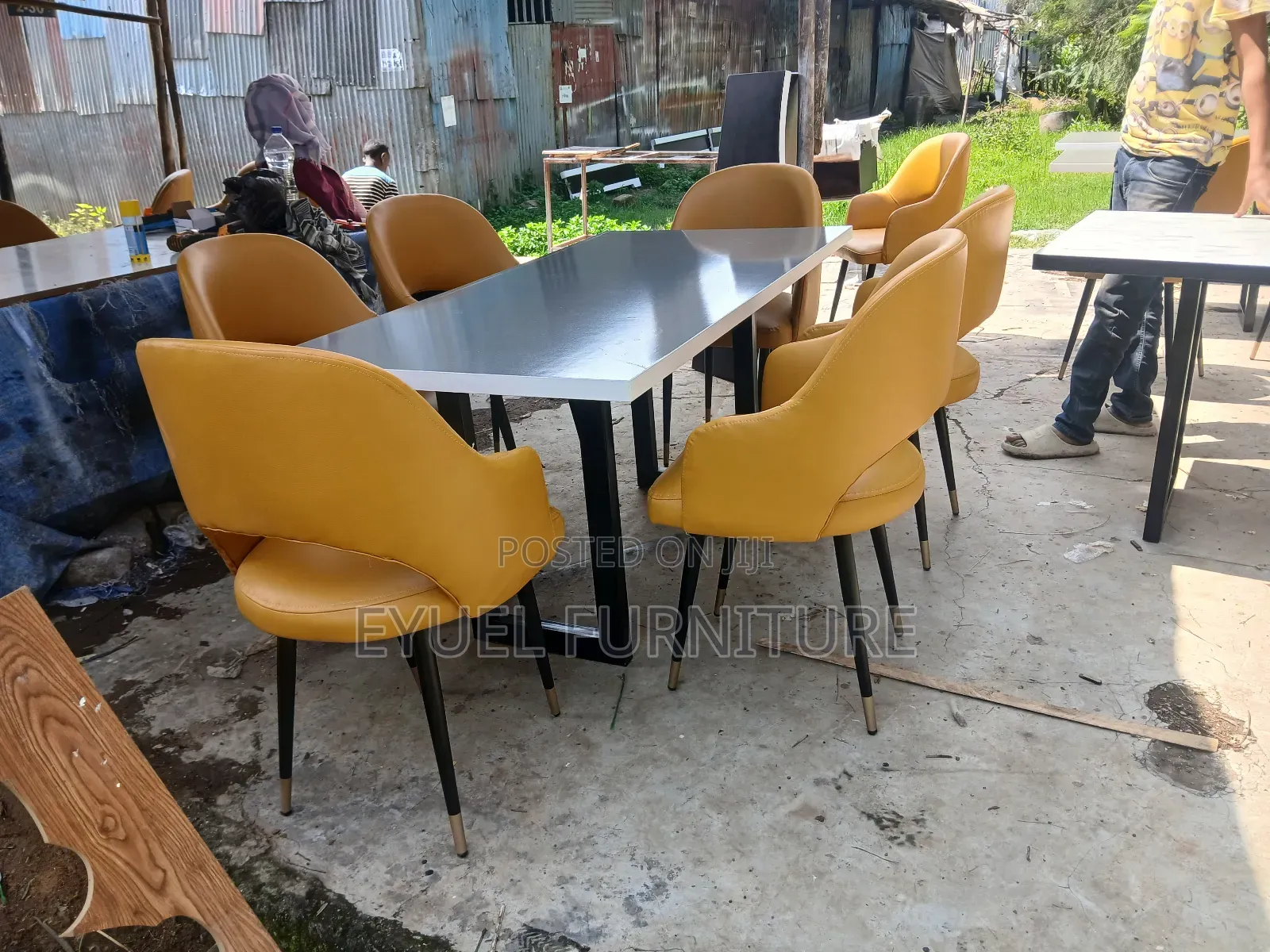 Tabel እና ወንበሮች በፈለጉት Designe እና አማራጭ