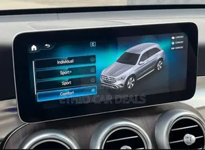 Mercedes-Benz GLC-Class 2022 White