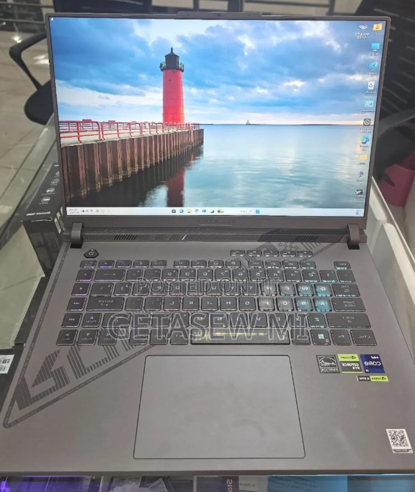 New Laptop Asus ROG Zephyrus G15 16GB Intel Core I9 SSD 1T