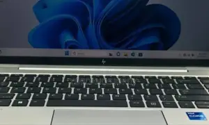 New Laptop HP EliteBook 830 G8 16GB Intel Core I7 SSD 512GB