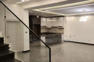 6bdrm Duplex in Bole for sale