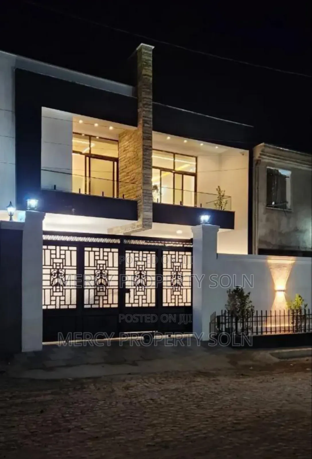 6bdrm Duplex in Bole for sale