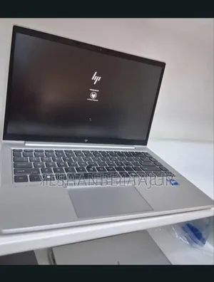 New Laptop HP EliteBook 840 G8 16GB Intel Core i7 SSD 512GB