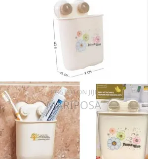 Wall-Mounted Suction Cup Holder