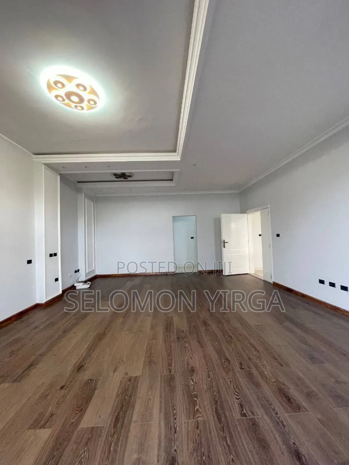 8bdrm Farm House in Adis Ababa, Bole for sale