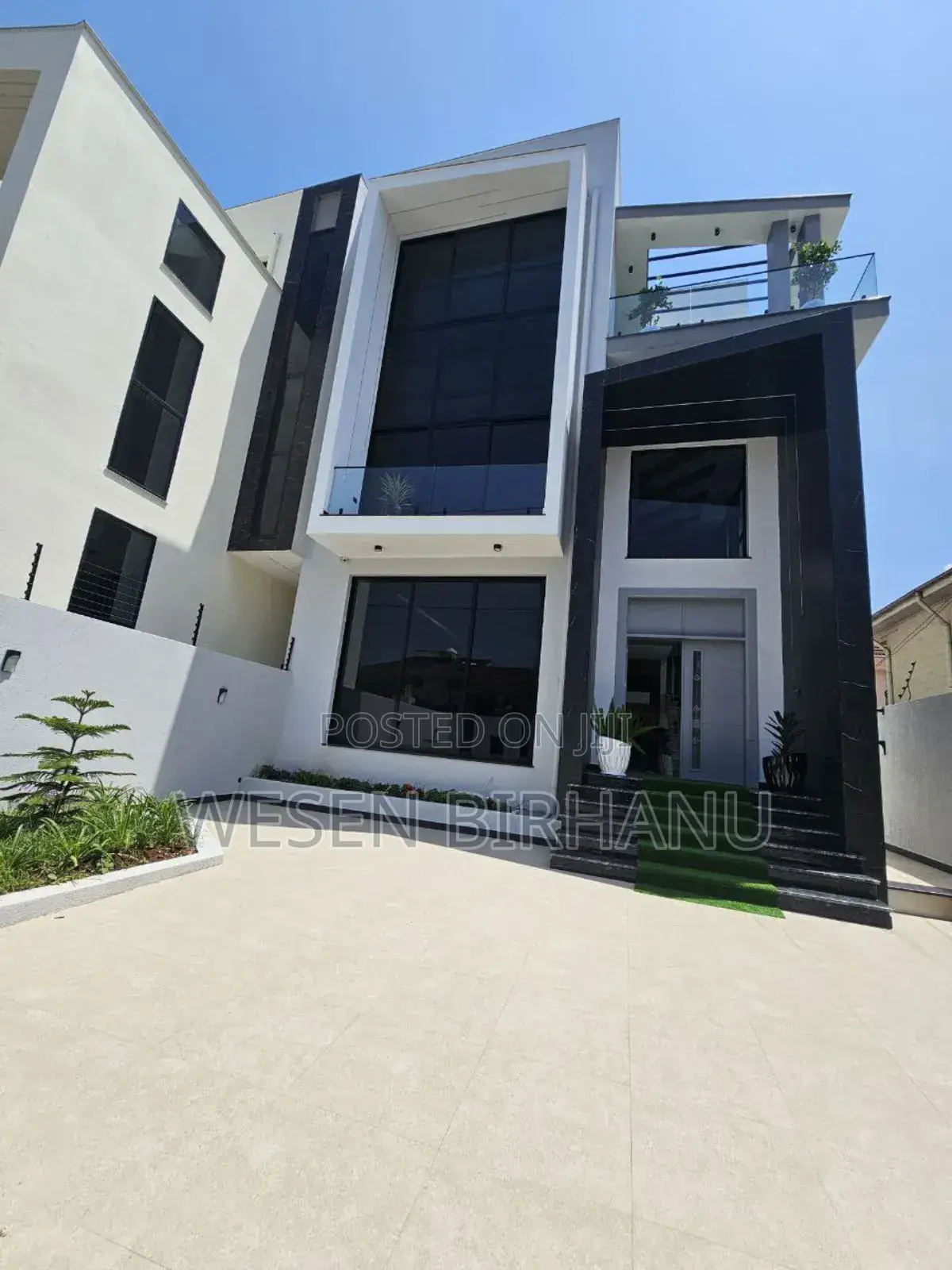 7bdrm Townhouse/Terrace in Ayat, Addis Ketema for sale