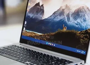 Photo - New Laptop Samsung 8GB Intel Core I5 SSD 256GB