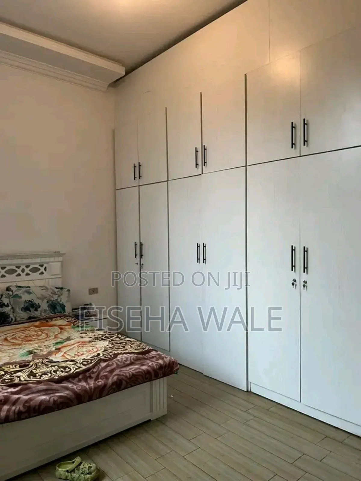 Furnished 4bdrm Villa in አዲሱ ገበያ, Gullele for sale