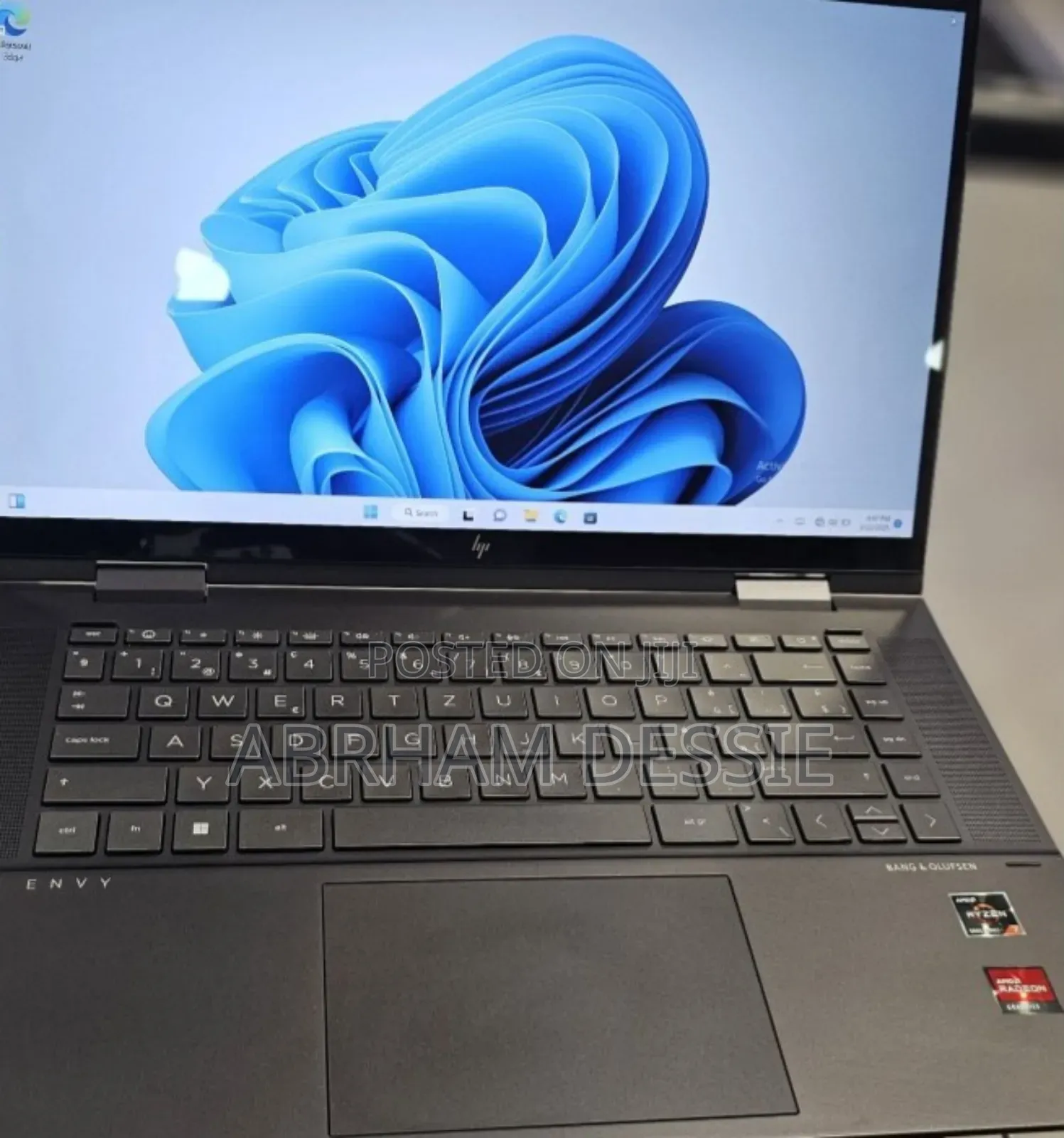 New Laptop HP Envy X360 16GB AMD Ryzen 7 SSD 512GB