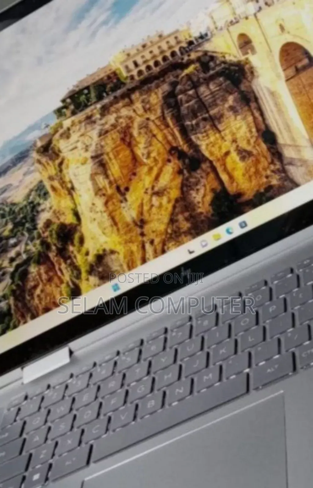 New Laptop HP Envy X360 16GB Intel Core I5 SSD 512GB