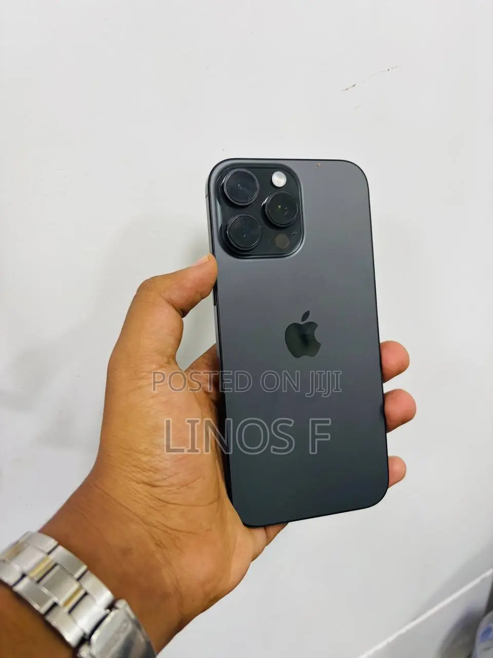 New Apple iPhone 16 Pro Max 1 TB Black