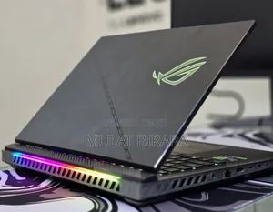 New Laptop Asus ROG Strix SCAR 15 16GB Intel Core I9 SSD 1T