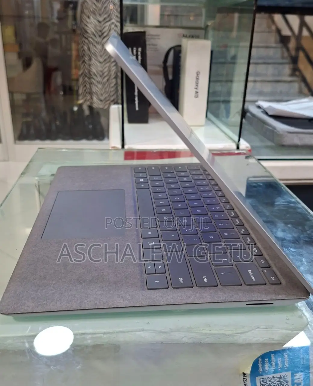 New Laptop Microsoft Surface 16GB Intel Core I7 SSD 512GB