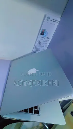 Laptop Apple MacBook Air 2015 4GB Intel Core I5 SSD 128GB