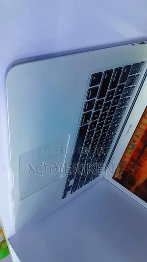 Laptop Apple MacBook Air 2015 4GB Intel Core I5 SSD 128GB