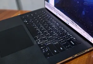 New Laptop Dell XPS 15 32GB Intel Core I7 SSD 512GB