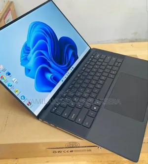 New Laptop Dell Precision 7750 32GB Intel Core I9 SSD 1T