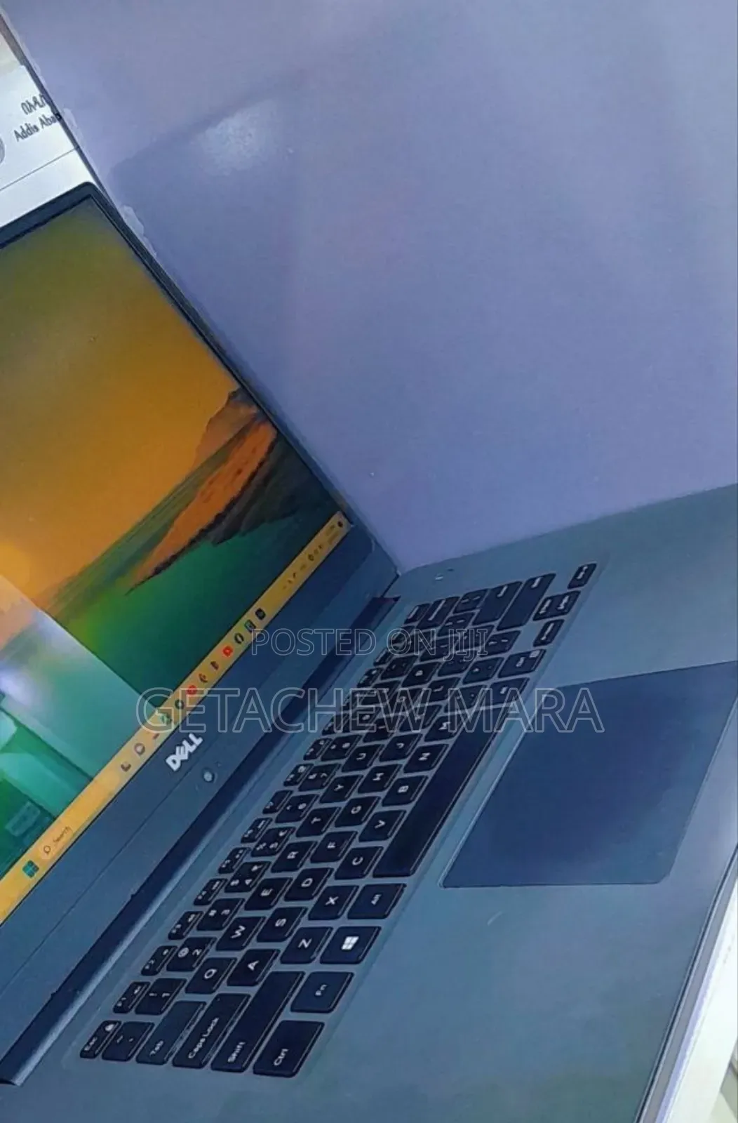 New Laptop Apple MacBook Pro M1 4GB Intel Core I5 SSD 128GB