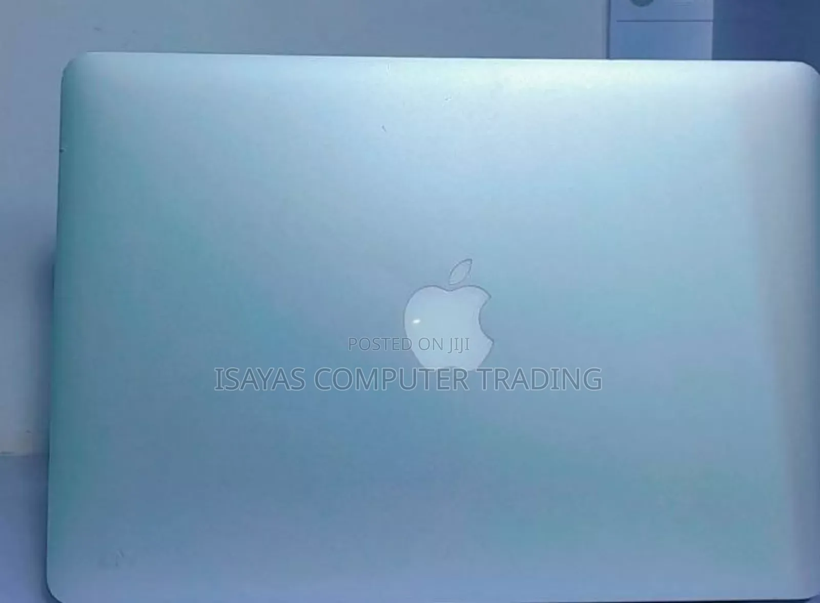 New Laptop Apple MacBook Air 2013 4GB Intel Core I5 SSD 128GB