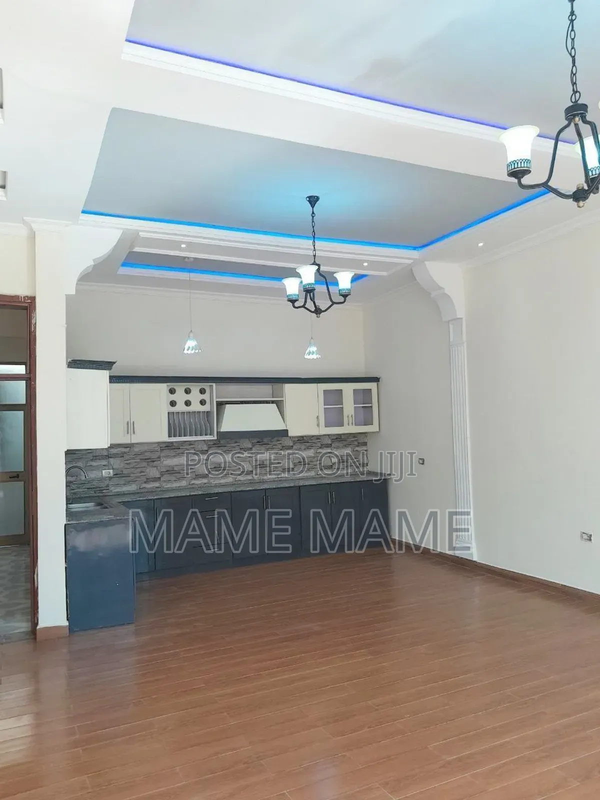 5bdrm Villa in Addis Abeba, Bole for sale