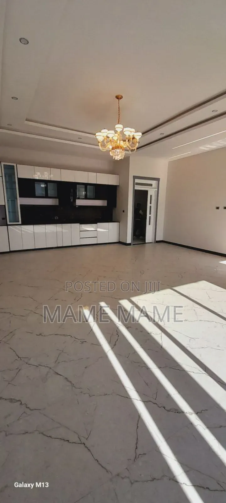 5bdrm House in Addis Abeba, Bole for sale