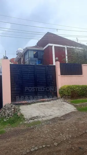 Photo - 4bdrm House in Addis Abeba, Bole for sale