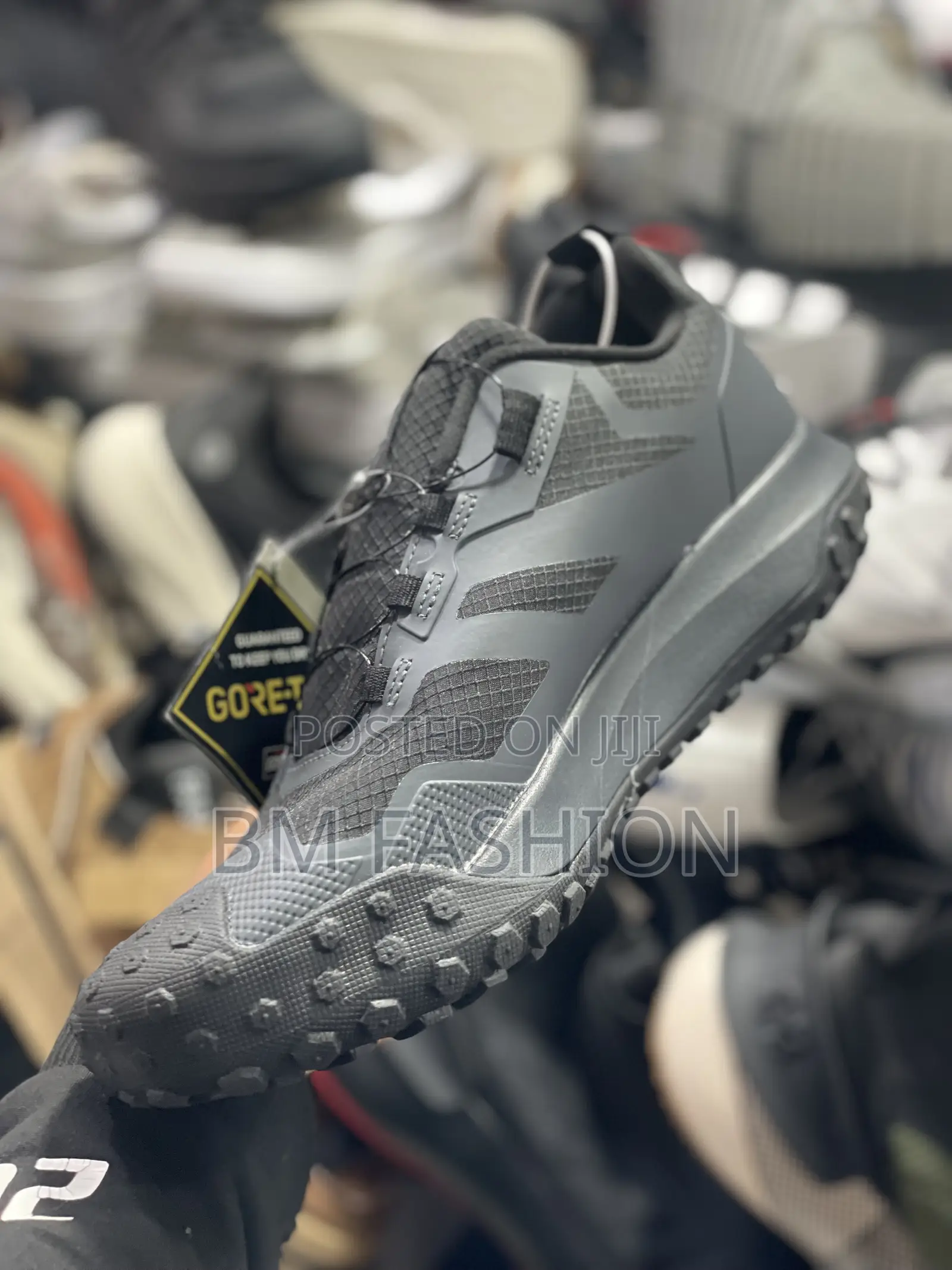 Reebok Hiking Men’S Strengthened Sneakers Black