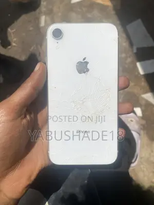 Apple XR 64 GB White