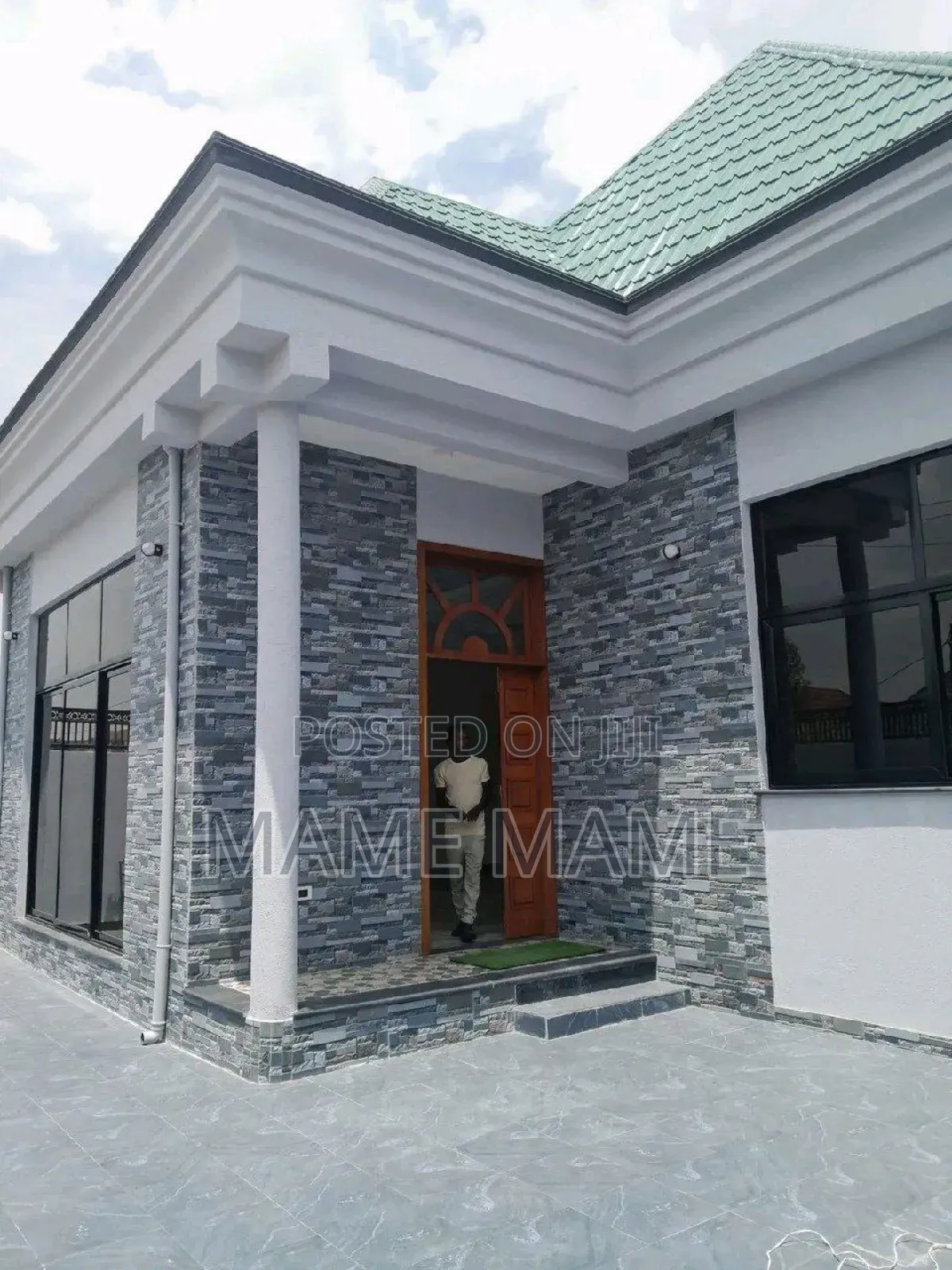 5bdrm Villa in Addis Abeba, Bole for sale