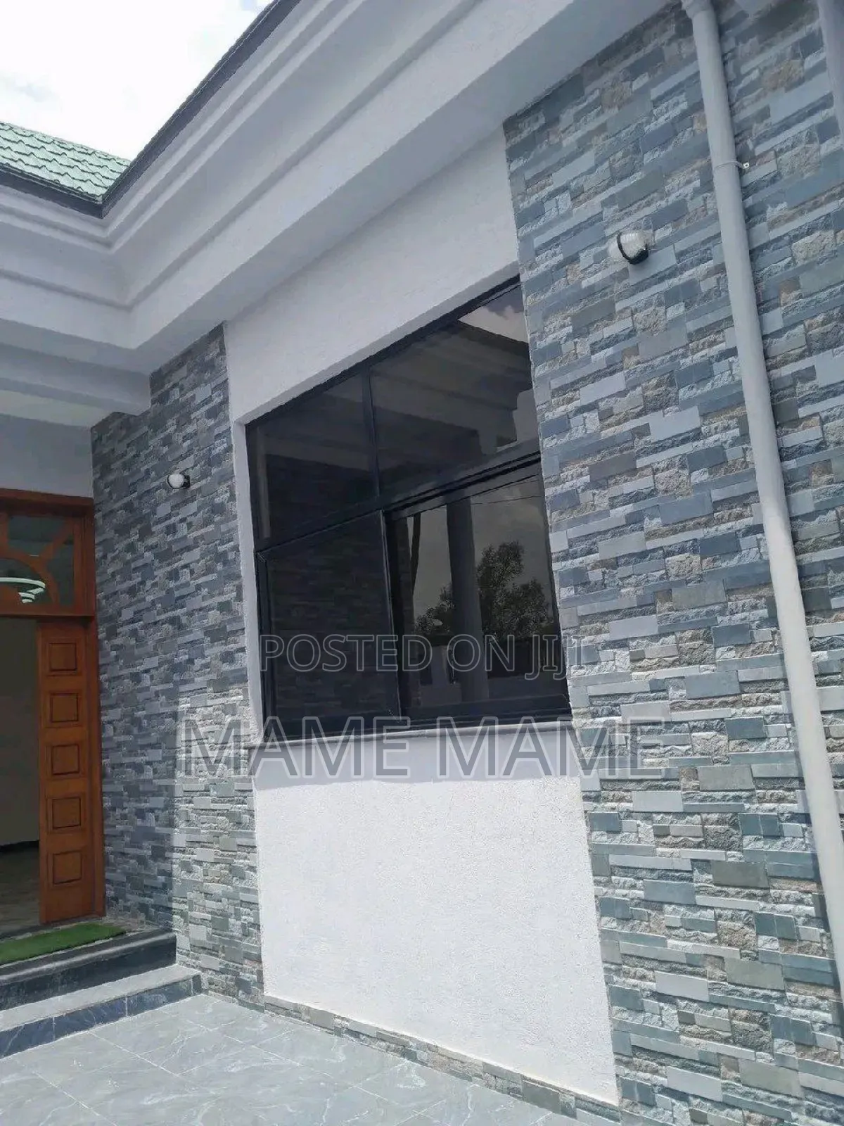 5bdrm Villa in Addis Abeba, Bole for sale