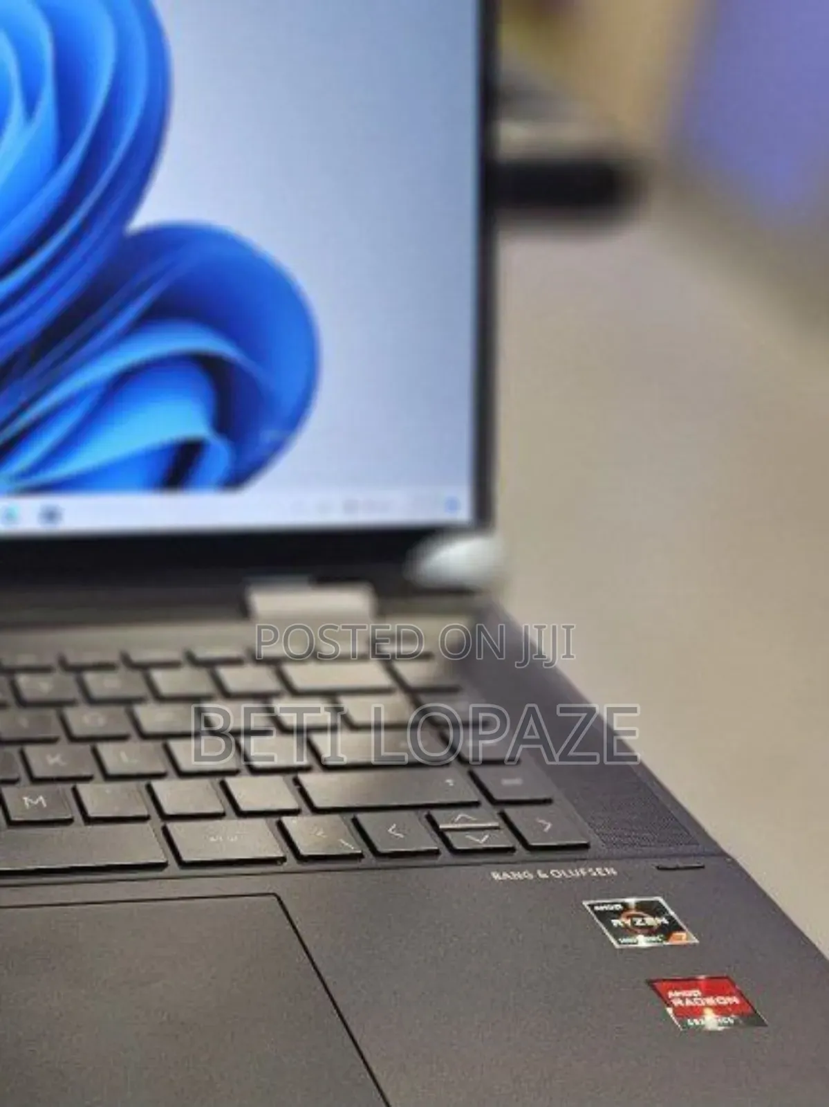 New Laptop HP Envy X360 16GB AMD Ryzen 7 SSD 512GB