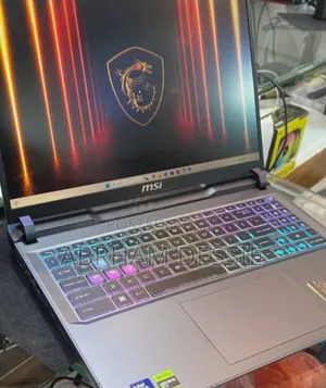 New Laptop MSI Vector 16 HX AI A2XWIG 16GB Intel Core Ultra 7 SSD 1T