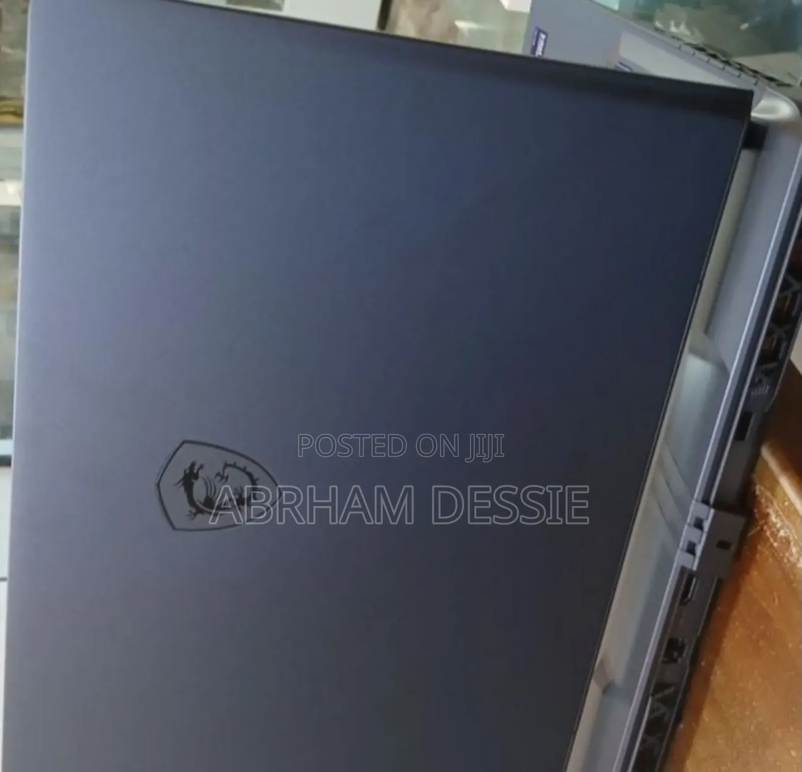 New Laptop MSI Vector 16 HX AI A2XWIG 16GB Intel Core Ultra 7 SSD 1T