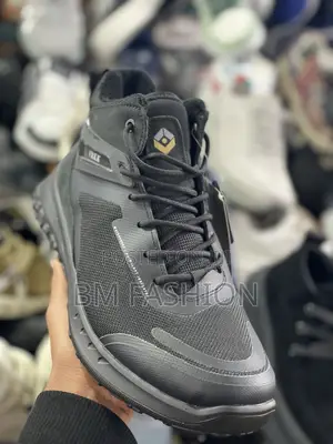 Men’S Black Mid High Comfortable Boots for Hiking Cycling