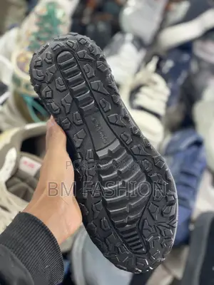 Men’S Black Mid High Comfortable Boots for Hiking Cycling