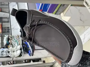 Clarks Wallabees Suede Brown X White Loafers