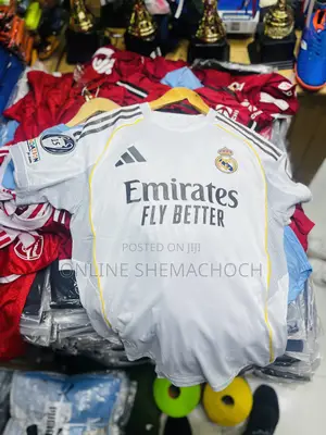 Photo - Real Madrid Champion League Badged Shirt 2025/26 Jersey