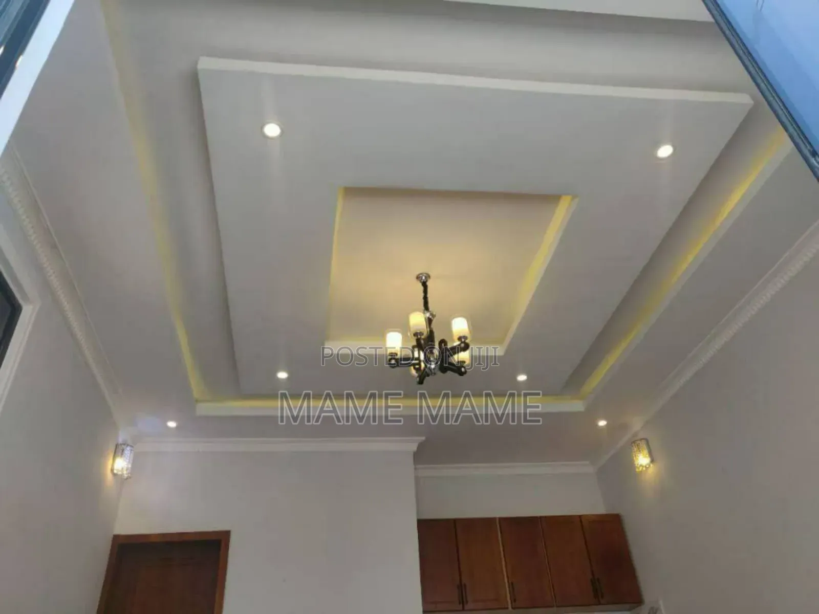 8bdrm House in Addis Abeba, Bole for sale