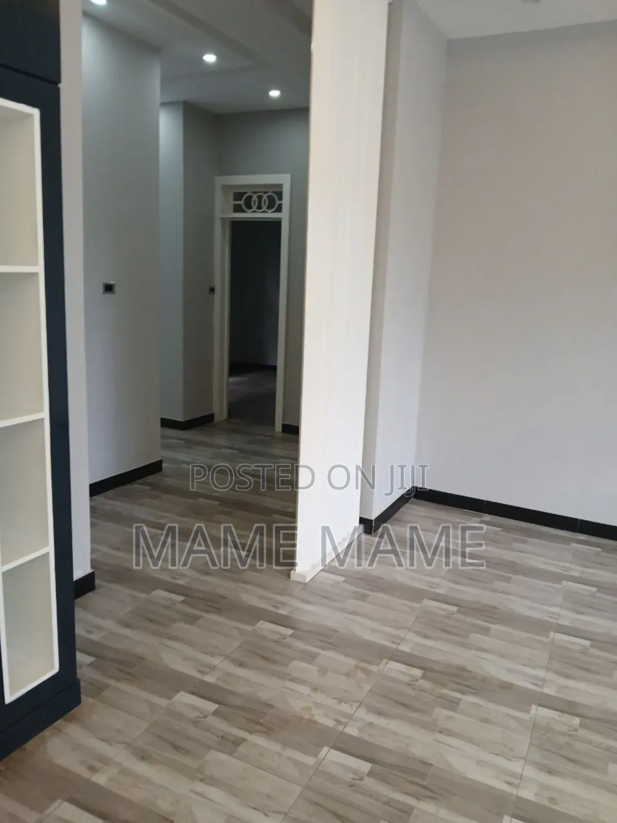 5bdrm House in Addis Abeba, Bole for sale