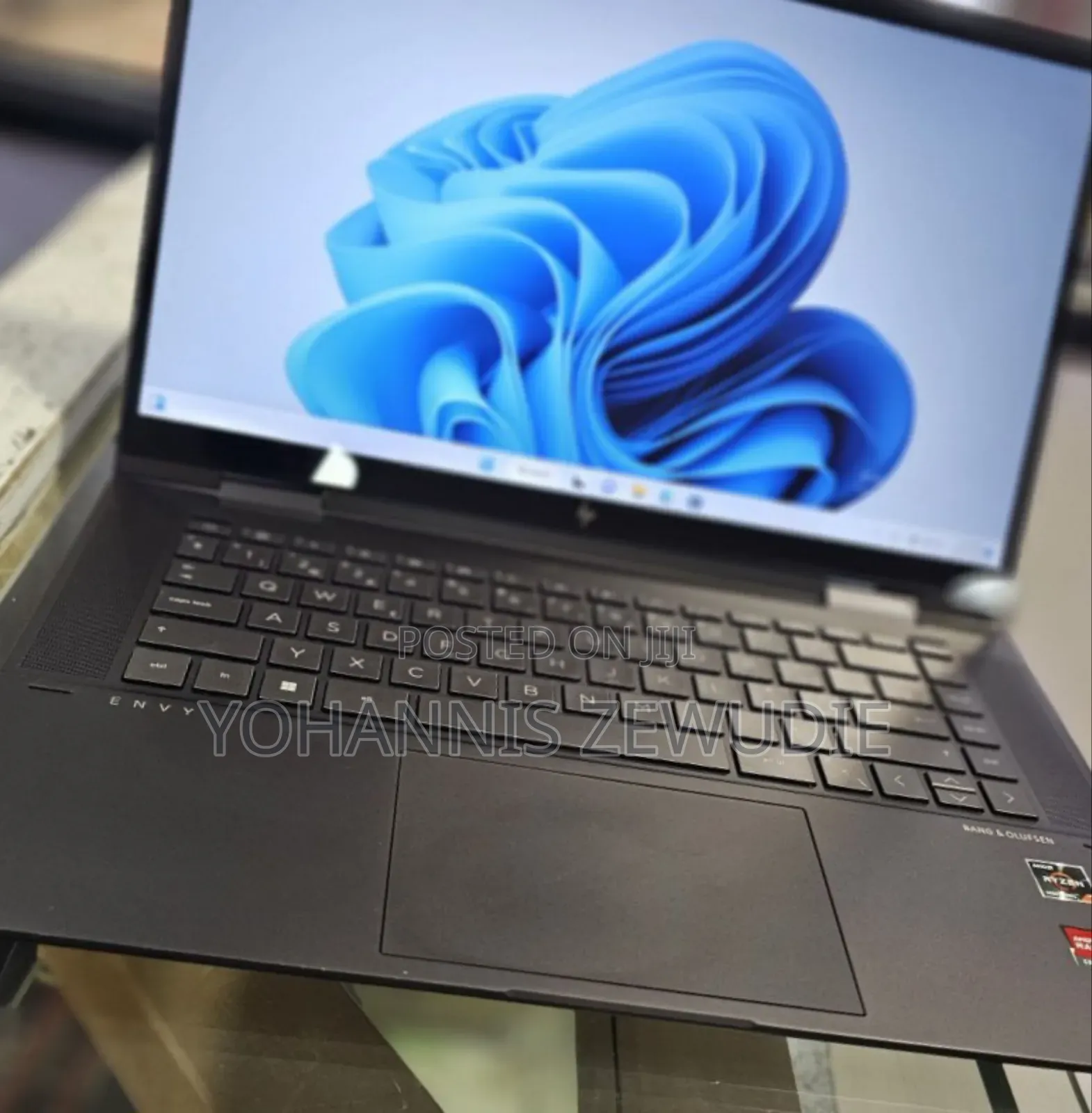 New Laptop HP Envy 15t 16GB AMD Ryzen 7 SSD 512GB