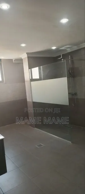 4bdrm House in Addis Abeba, Bole for sale