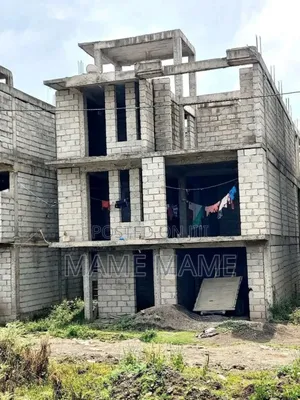 7bdrm House in Addis Abeba, Bole for sale