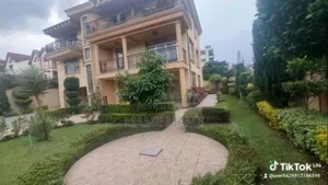 9bdrm House in Addis Abeba, Bole for sale