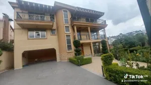 9bdrm House in Addis Abeba, Bole for sale