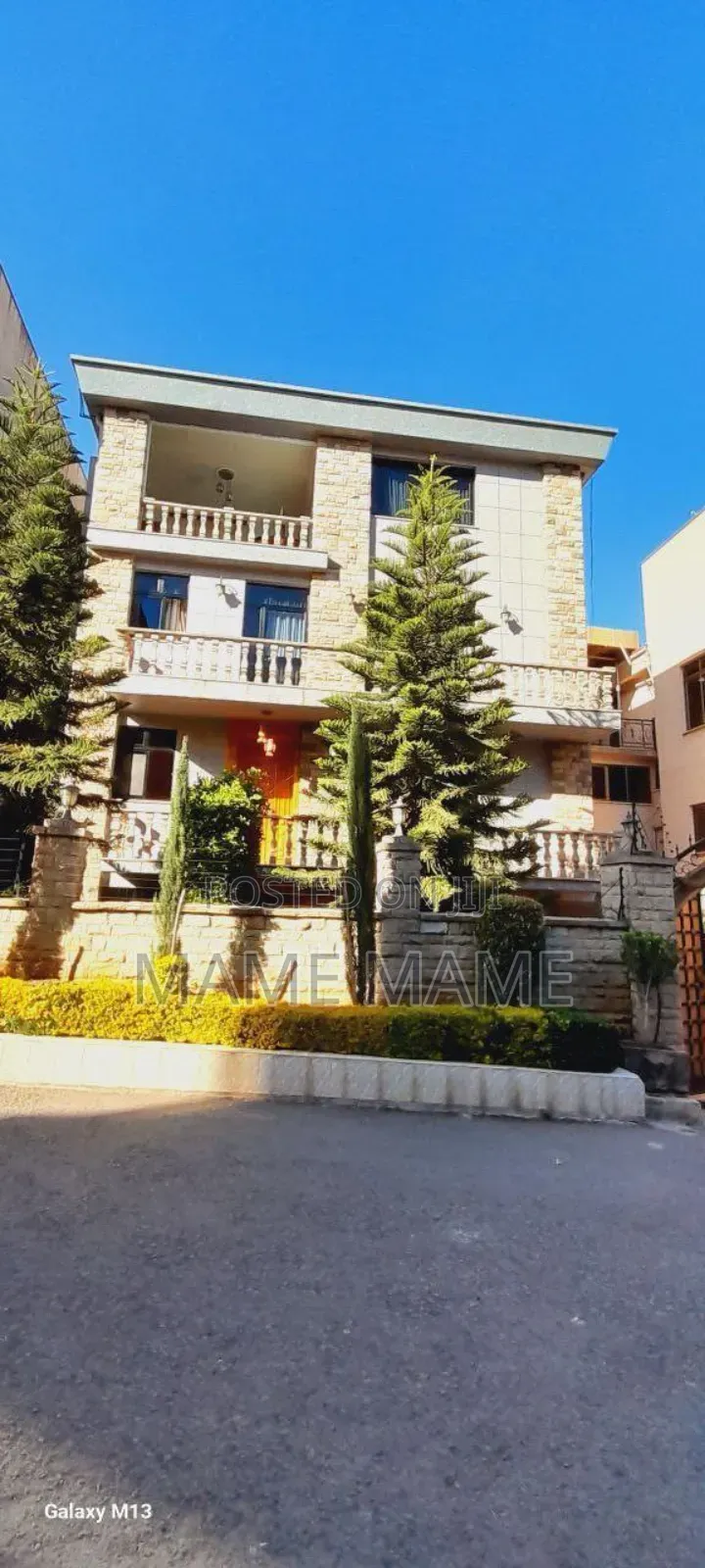 7bdrm House in Addis Abeba, Bole for sale