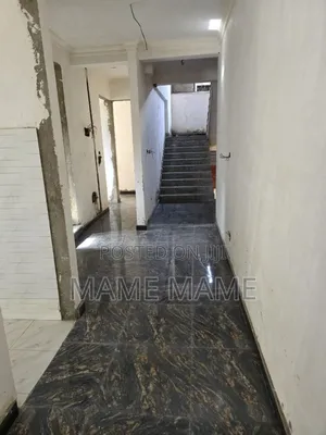 8bdrm House in Addis Abeba, Bole for sale