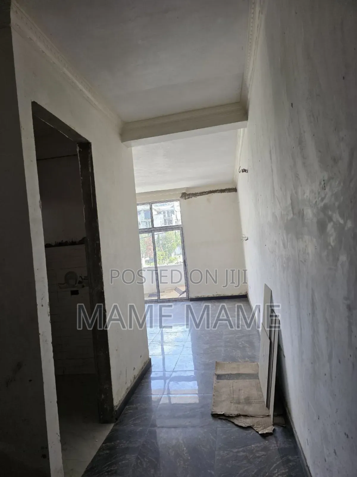8bdrm House in Addis Abeba, Bole for sale
