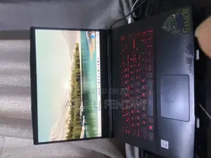 Laptop MSI Katana GF66 16GB Intel Core I5 SSD 1.5T